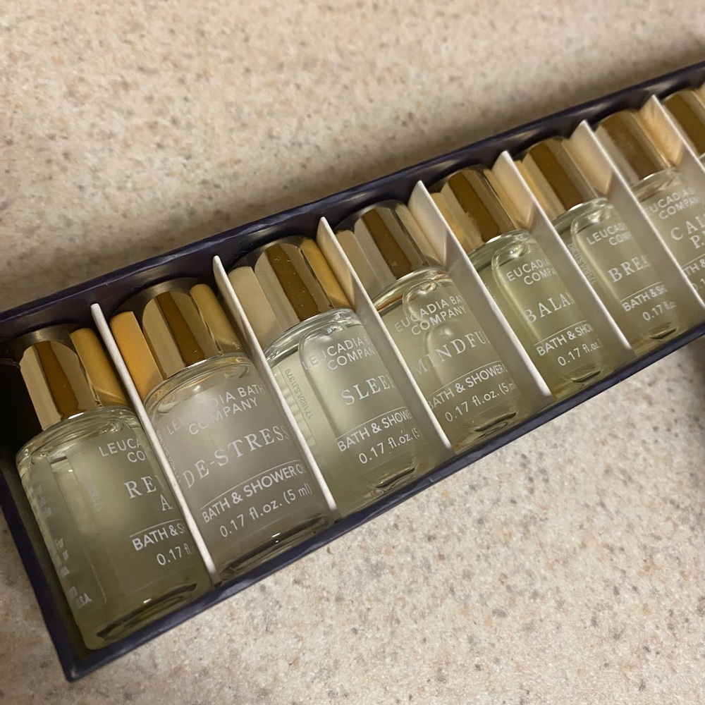 Leucadia Bath Company Aromatherapy Shower & Bath Oil Discovery Collection Set - Picture 3 of 5